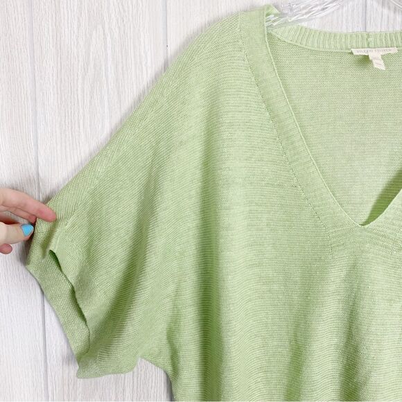 Eileen Fisher | 100% Organic Linen Knit V-Neck Top Size Medium - Picture 3 of 8